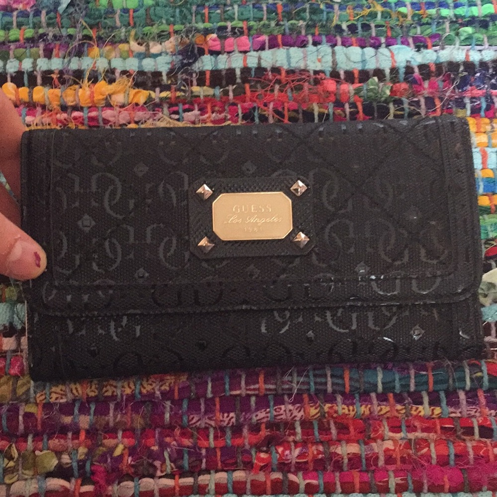 Used GUESS wallet!!